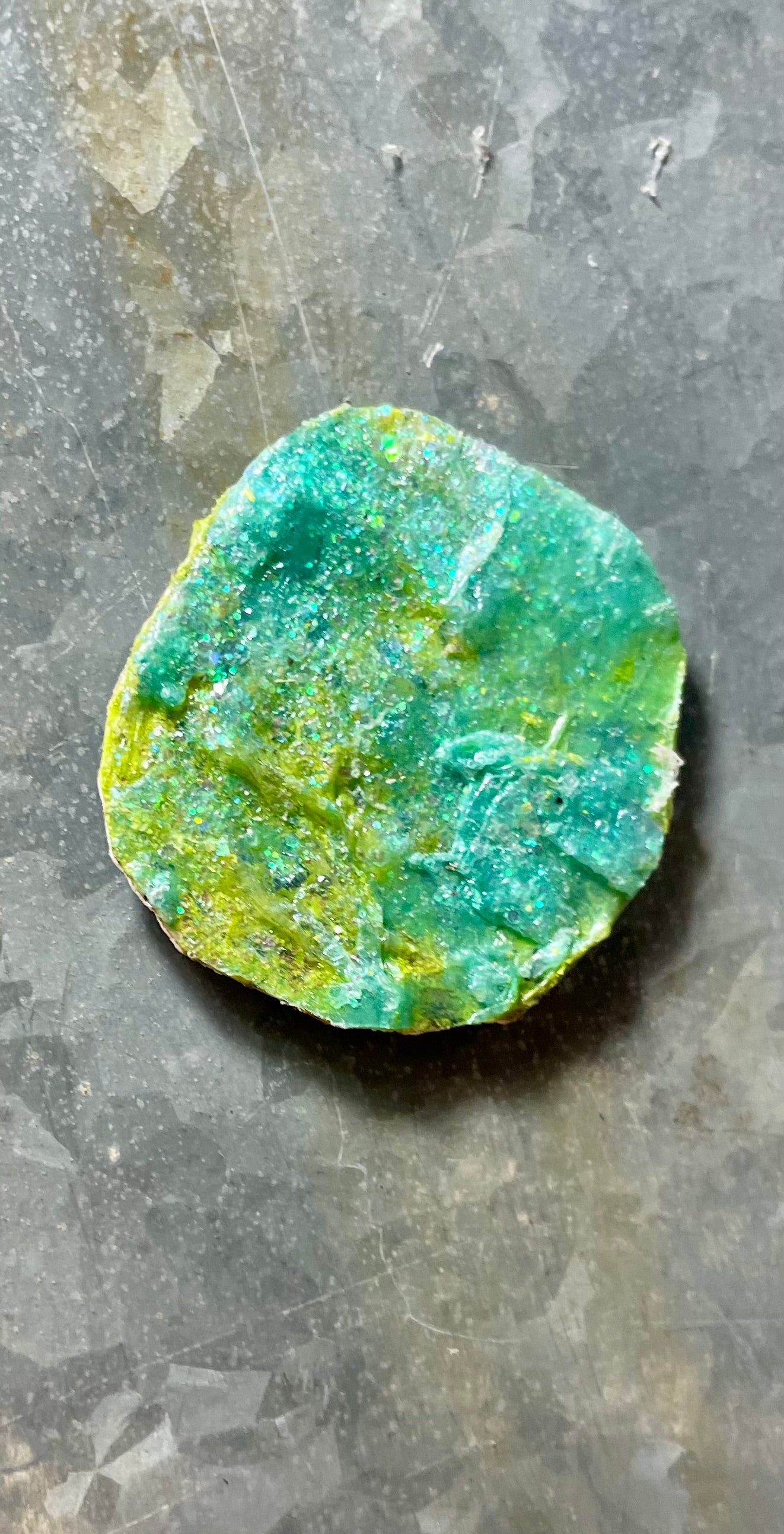 Magnet - “Shimmering Delight” Resin Chip Art